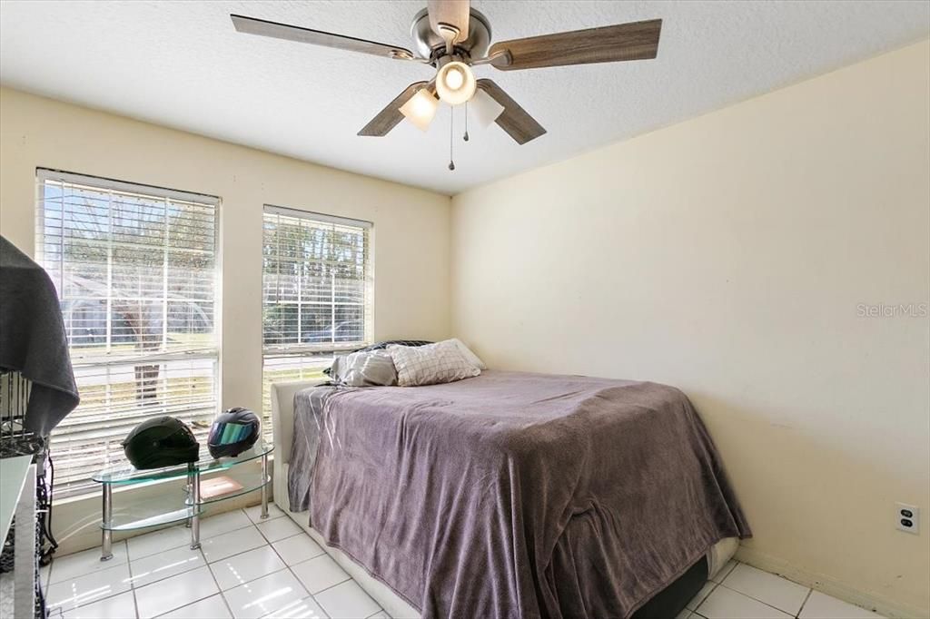 待售: $400,000 (4 贝兹, 3 浴室, 2976 平方英尺)