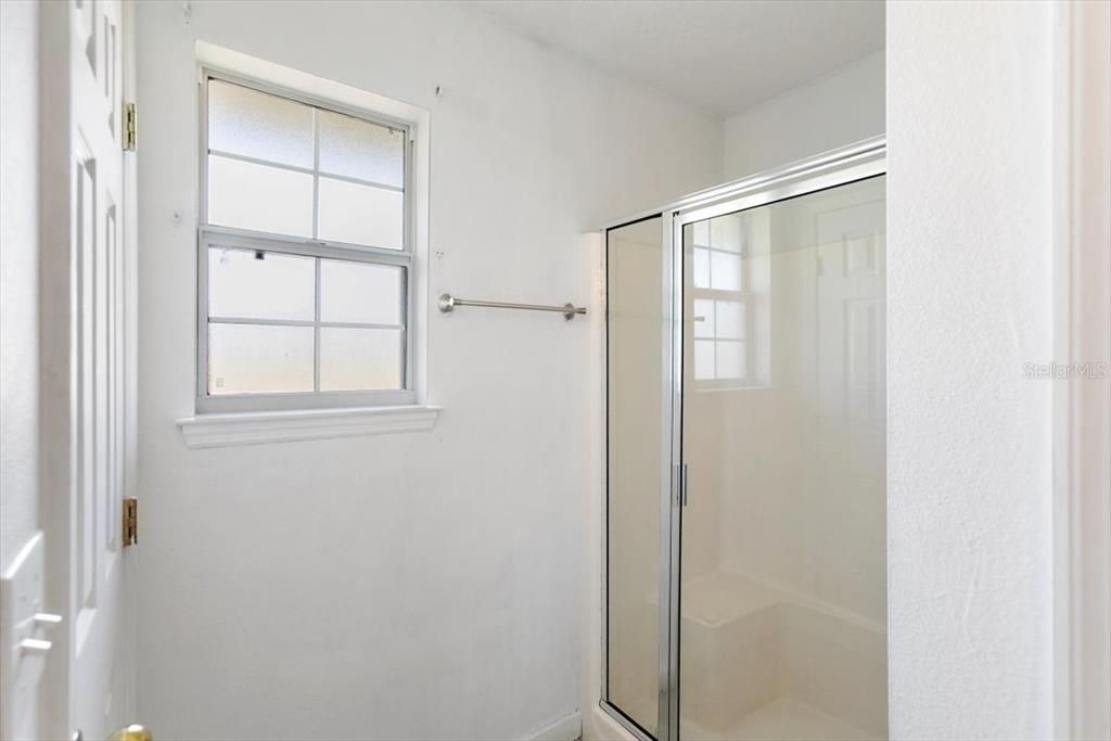 待售: $400,000 (4 贝兹, 3 浴室, 2976 平方英尺)