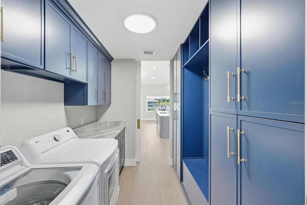 В аренду: $6,500 (3 спален, 2 ванн, 2228 Квадратных фут)