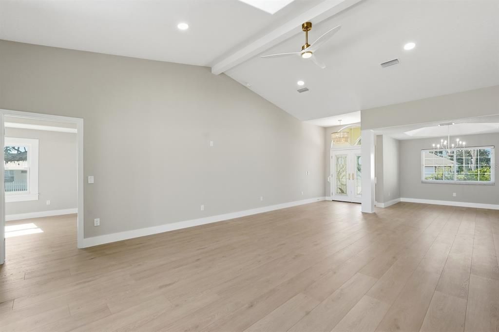 В аренду: $6,500 (3 спален, 2 ванн, 2228 Квадратных фут)