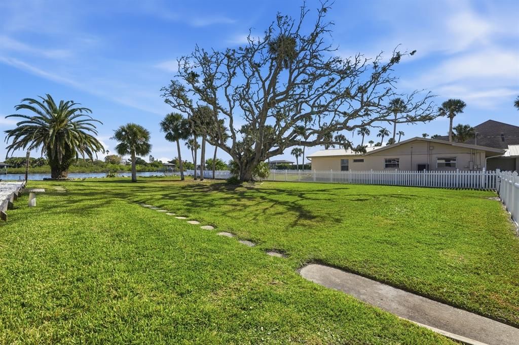 В аренду: $6,500 (3 спален, 2 ванн, 2228 Квадратных фут)