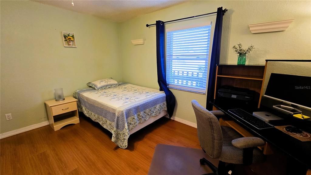 待售: $399,900 (2 贝兹, 2 浴室, 1397 平方英尺)