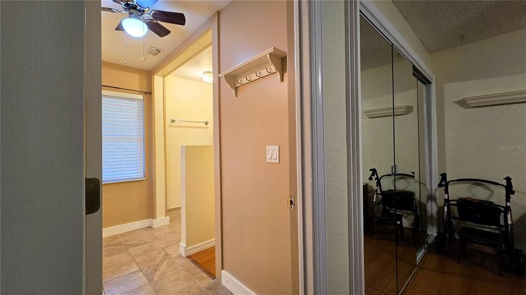 待售: $399,900 (2 贝兹, 2 浴室, 1397 平方英尺)