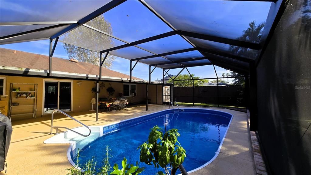 待售: $399,900 (2 贝兹, 2 浴室, 1397 平方英尺)