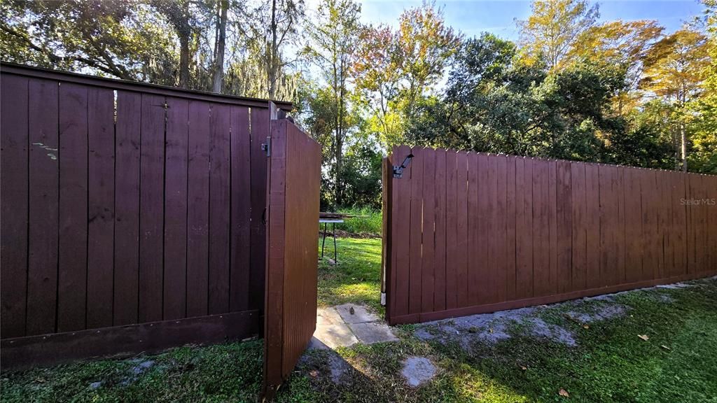 待售: $399,900 (2 贝兹, 2 浴室, 1397 平方英尺)