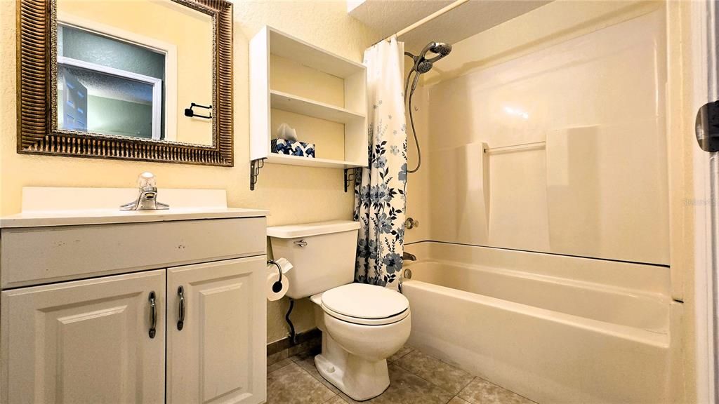 待售: $399,900 (2 贝兹, 2 浴室, 1397 平方英尺)