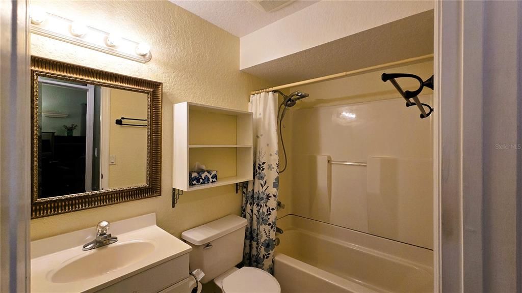 待售: $399,900 (2 贝兹, 2 浴室, 1397 平方英尺)