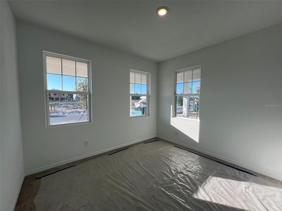 En Venta: $549,990 (3 camas, 2 baños, 2791 Pies cuadrados)