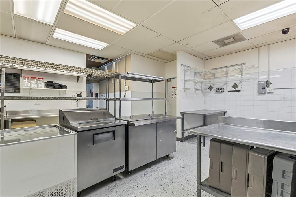 Active With Contract: $435,000 (0 beds, 0 baths, 1925 Square Feet)