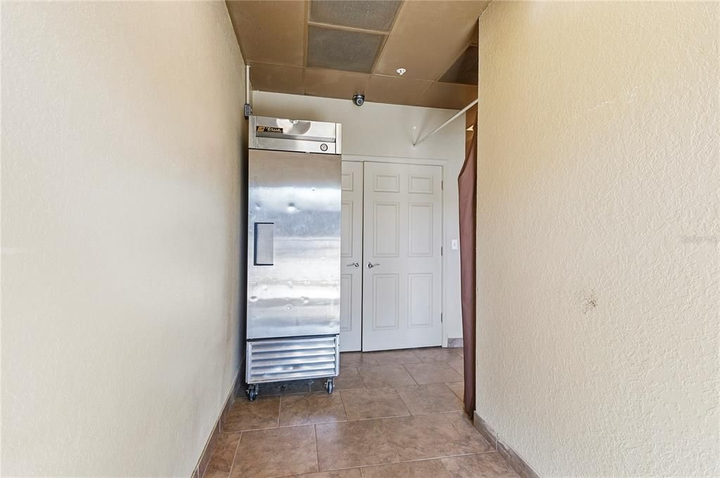 Active With Contract: $435,000 (0 beds, 0 baths, 1925 Square Feet)