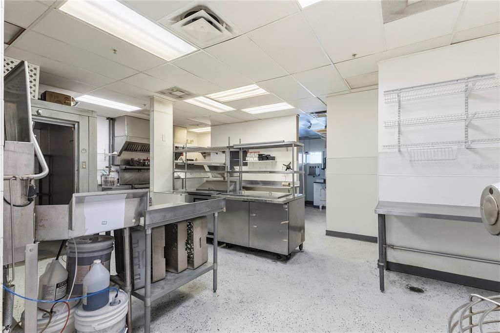 Active With Contract: $435,000 (0 beds, 0 baths, 1925 Square Feet)