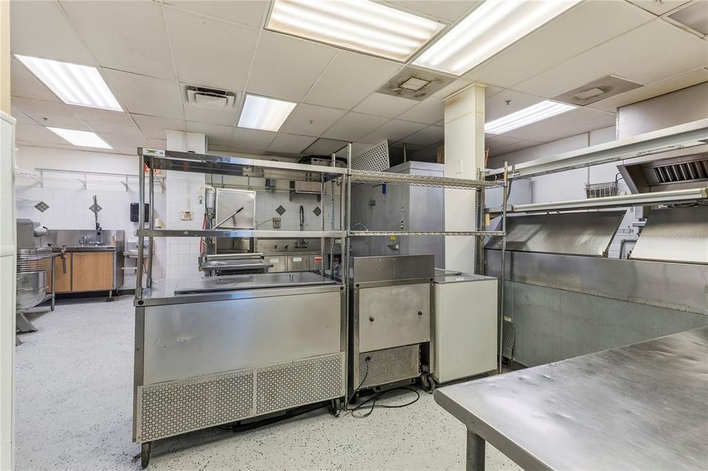 Active With Contract: $435,000 (0 beds, 0 baths, 1925 Square Feet)