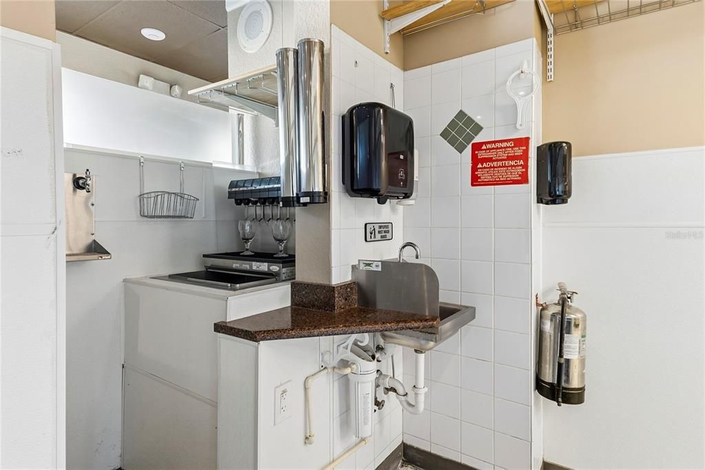 Active With Contract: $435,000 (0 beds, 0 baths, 1925 Square Feet)