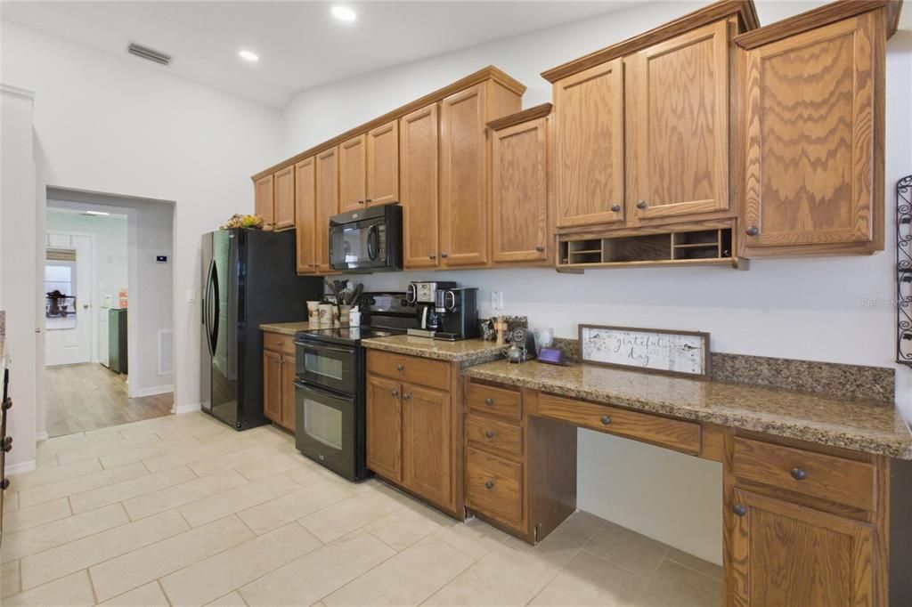 Active With Contract: $415,000 (4 beds, 2 baths, 1919 Square Feet)