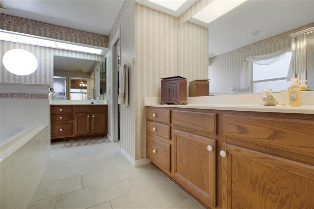 Active With Contract: $415,000 (4 beds, 2 baths, 1919 Square Feet)