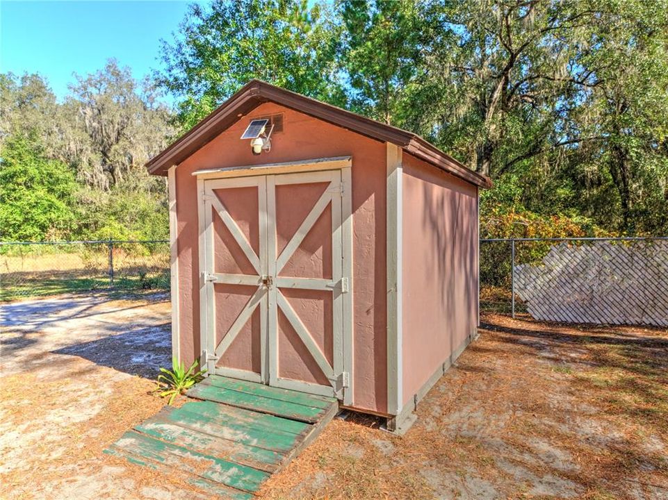 На продажу: $219,999 (3 спален, 2 ванн, 1321 Квадратных фут)