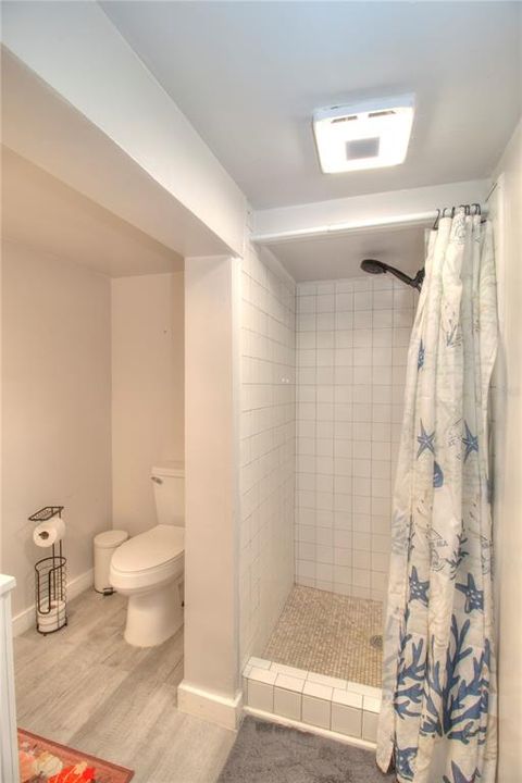 На продажу: $219,999 (3 спален, 2 ванн, 1321 Квадратных фут)