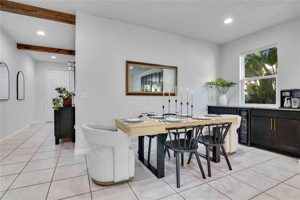 待售: $395,990 (3 贝兹, 2 浴室, 1641 平方英尺)