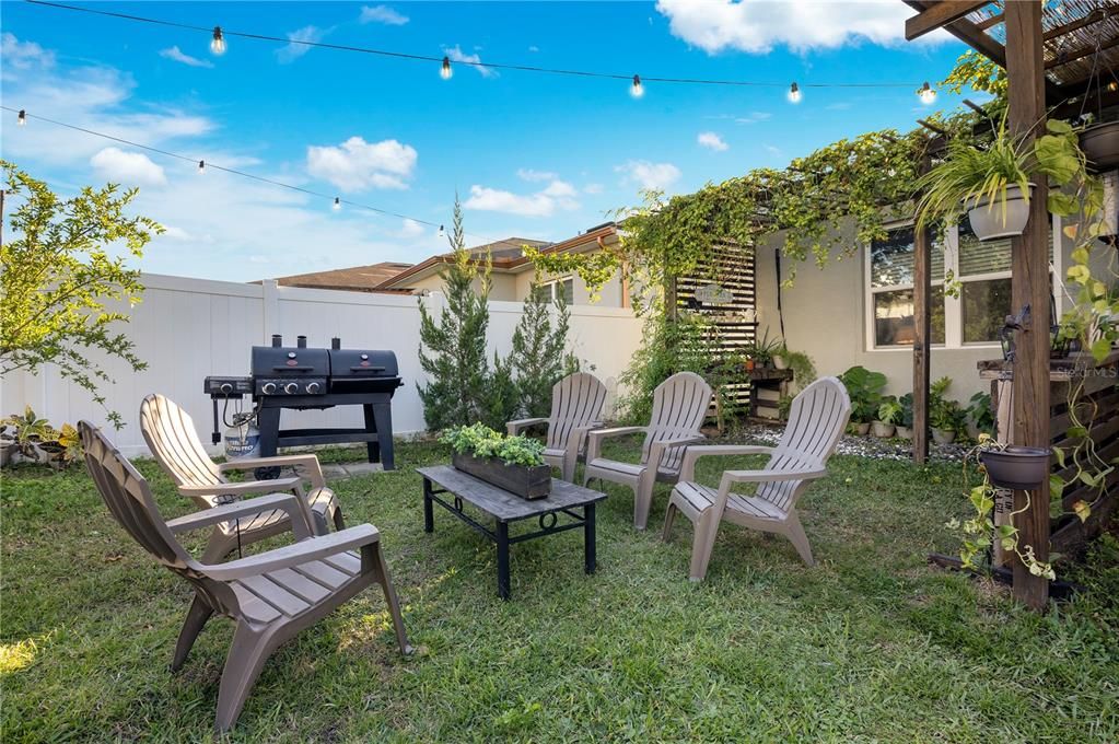 待售: $395,990 (3 贝兹, 2 浴室, 1641 平方英尺)