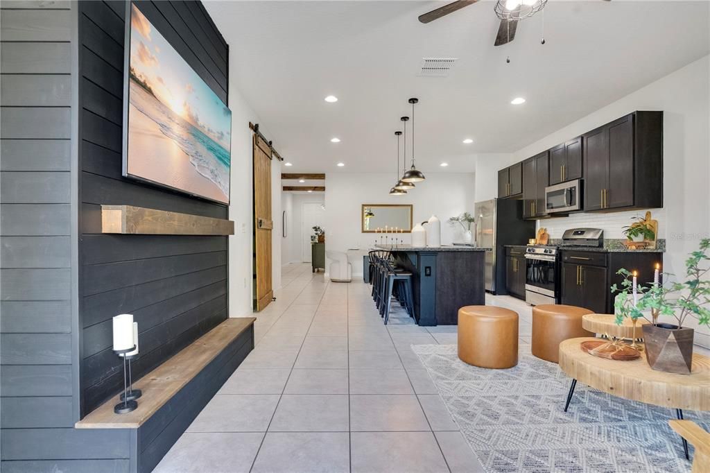 待售: $395,990 (3 贝兹, 2 浴室, 1641 平方英尺)