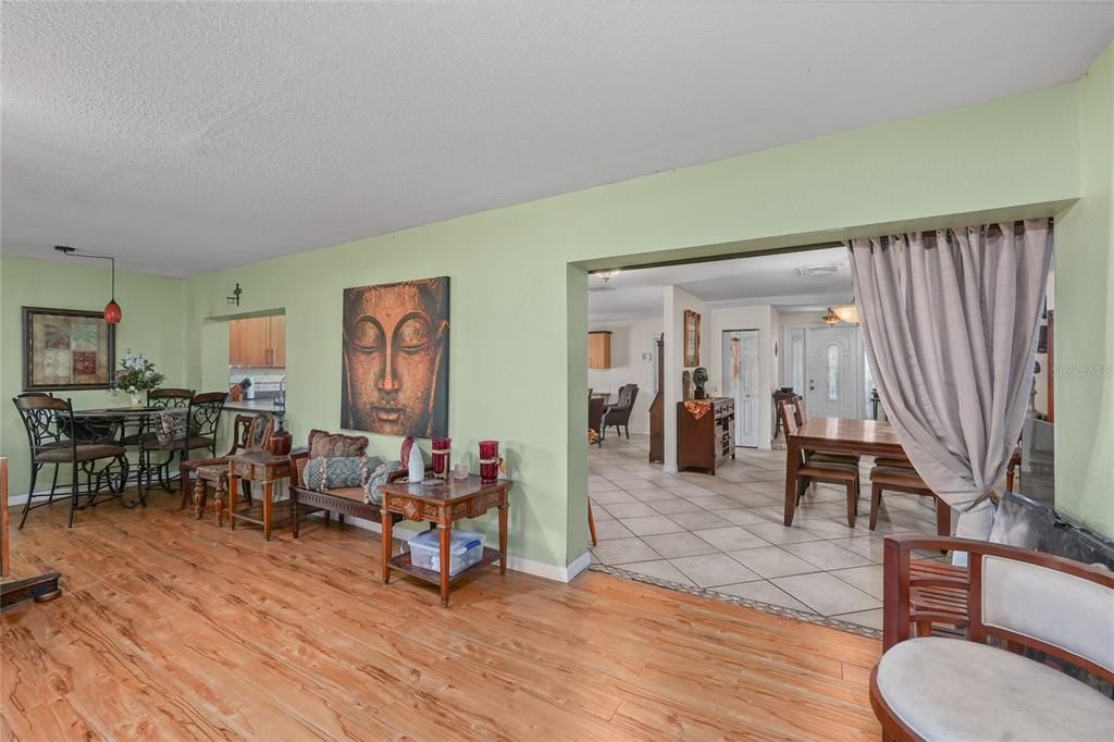 待售: $499,000 (5 贝兹, 3 浴室, 2788 平方英尺)