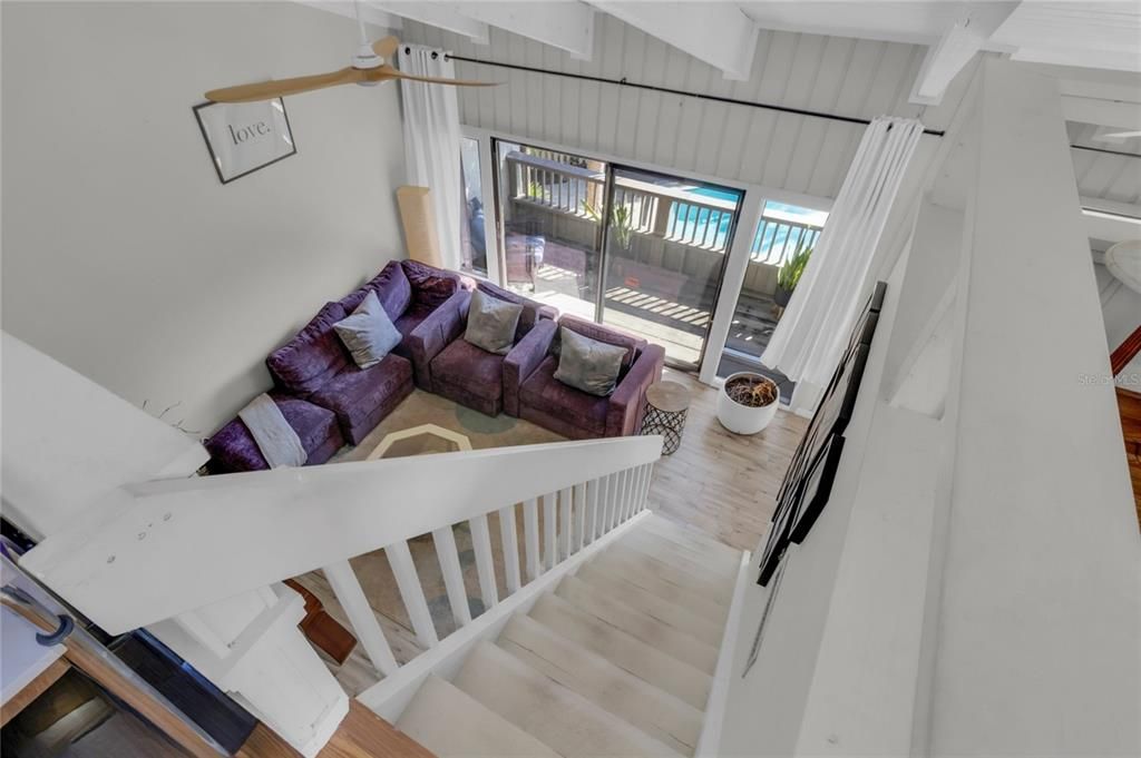 На продажу: $245,000 (2 спален, 2 ванн, 1599 Квадратных фут)