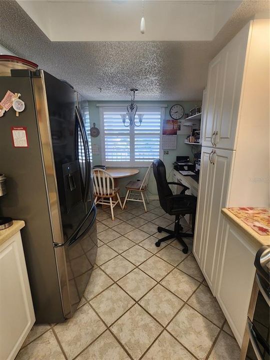 В аренду: $3,700 (2 спален, 2 ванн, 1042 Квадратных фут)