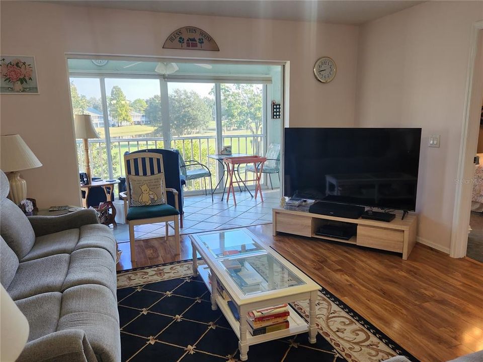 В аренду: $3,700 (2 спален, 2 ванн, 1042 Квадратных фут)