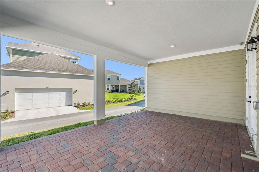 En Venta: $987,990 (3 camas, 2 baños, 2193 Pies cuadrados)