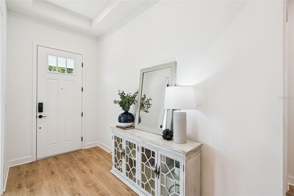 En Venta: $987,990 (3 camas, 2 baños, 2193 Pies cuadrados)