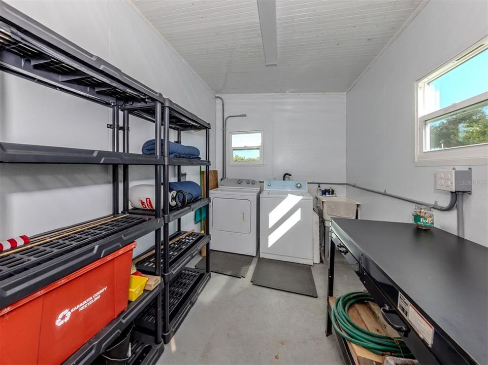 For Sale: $134,900 (2 beds, 2 baths, 1152 Square Feet)