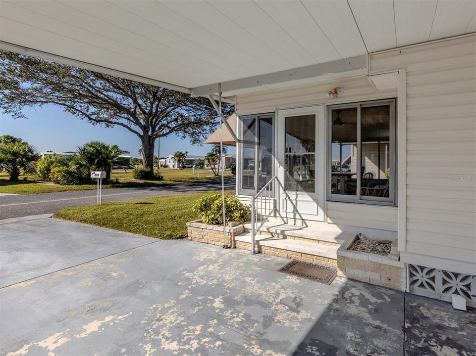 For Sale: $134,900 (2 beds, 2 baths, 1152 Square Feet)