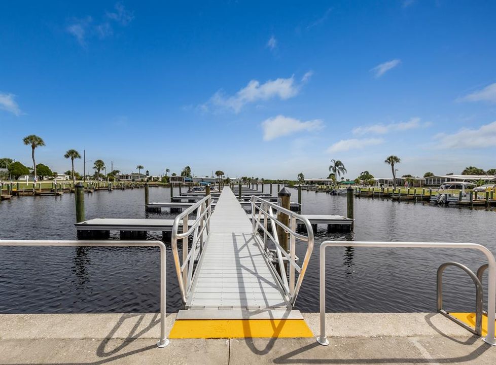 For Sale: $134,900 (2 beds, 2 baths, 1152 Square Feet)