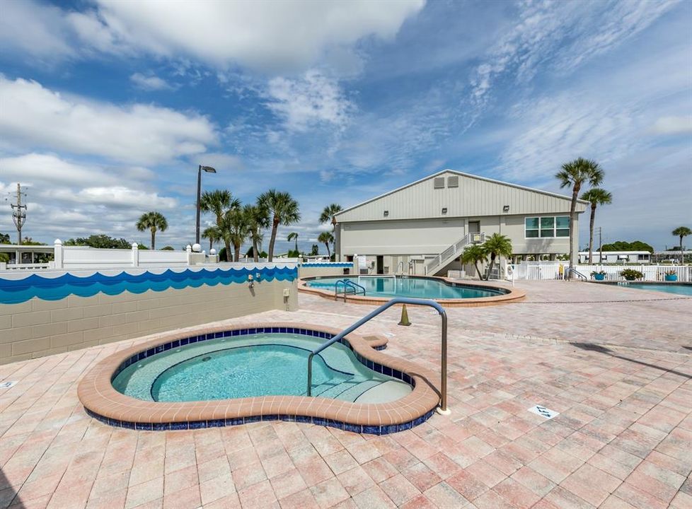 For Sale: $134,900 (2 beds, 2 baths, 1152 Square Feet)