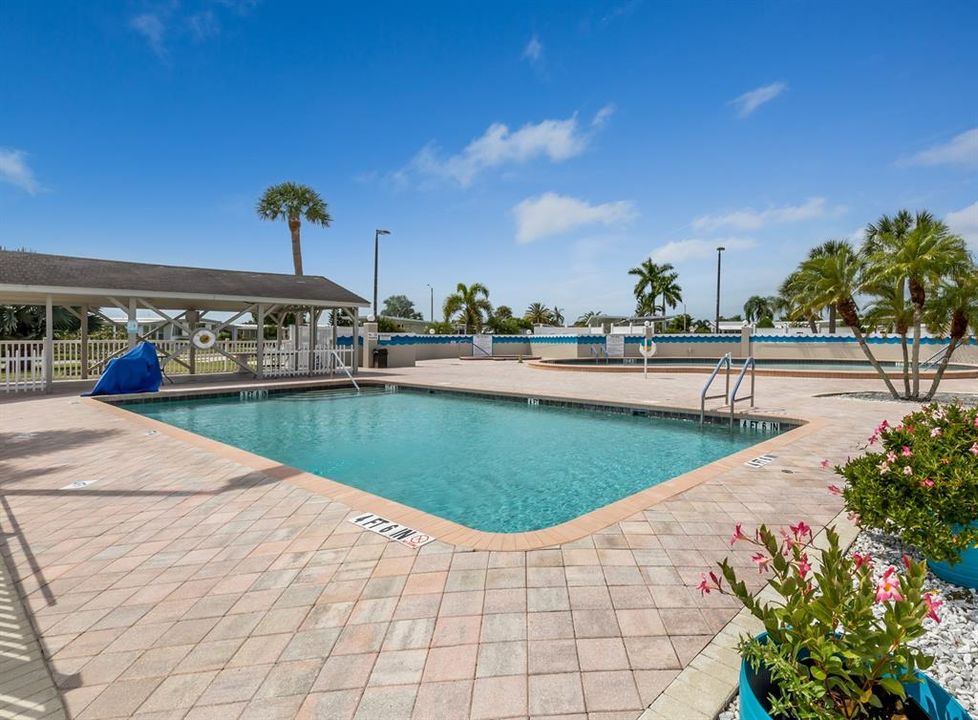 For Sale: $134,900 (2 beds, 2 baths, 1152 Square Feet)