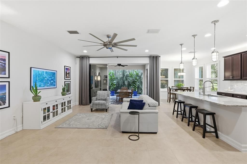 For Sale: $649,000 (3 beds, 3 baths, 2192 Square Feet)