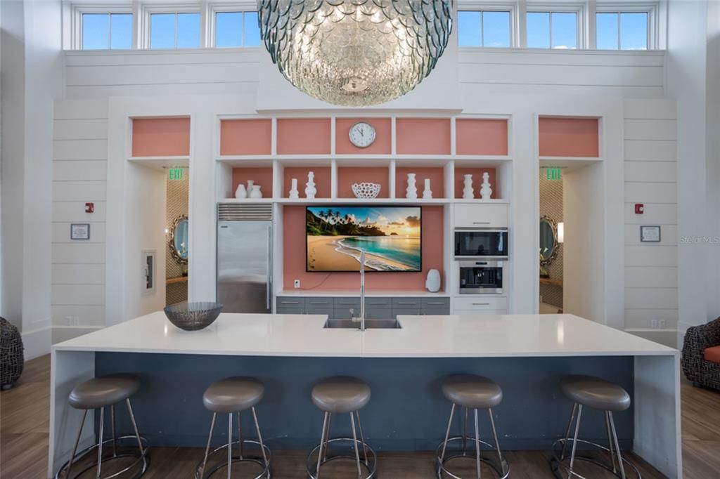 For Sale: $649,000 (3 beds, 3 baths, 2192 Square Feet)