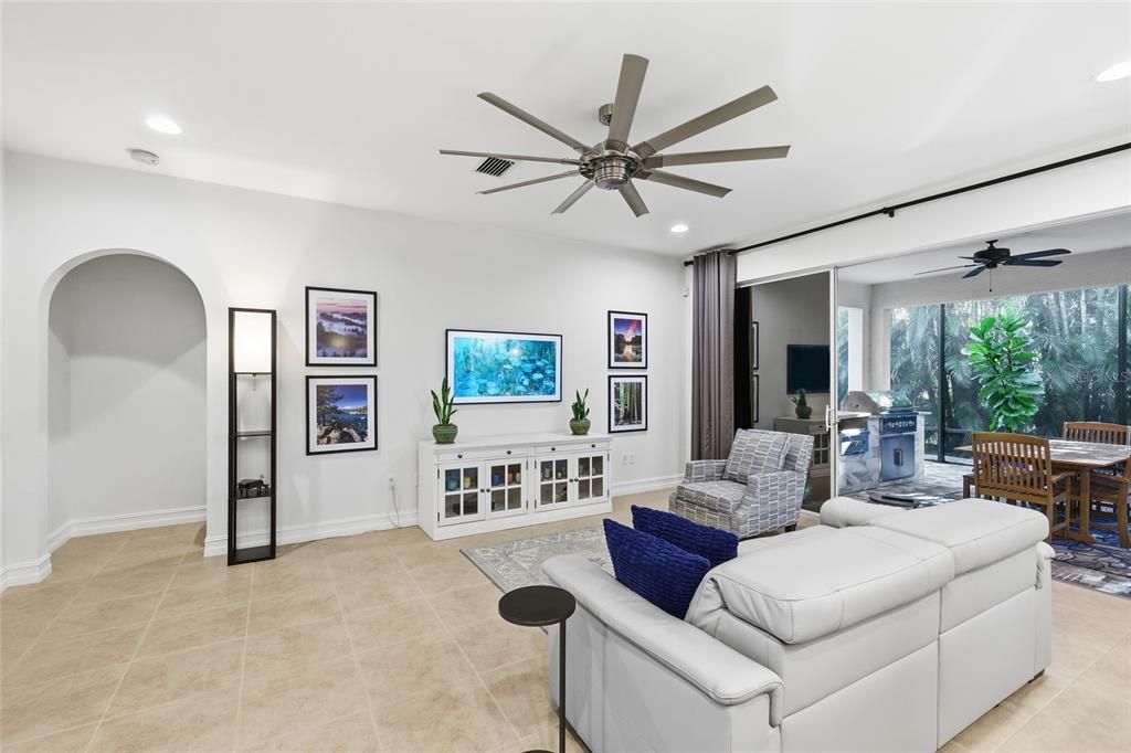 For Sale: $649,000 (3 beds, 3 baths, 2192 Square Feet)