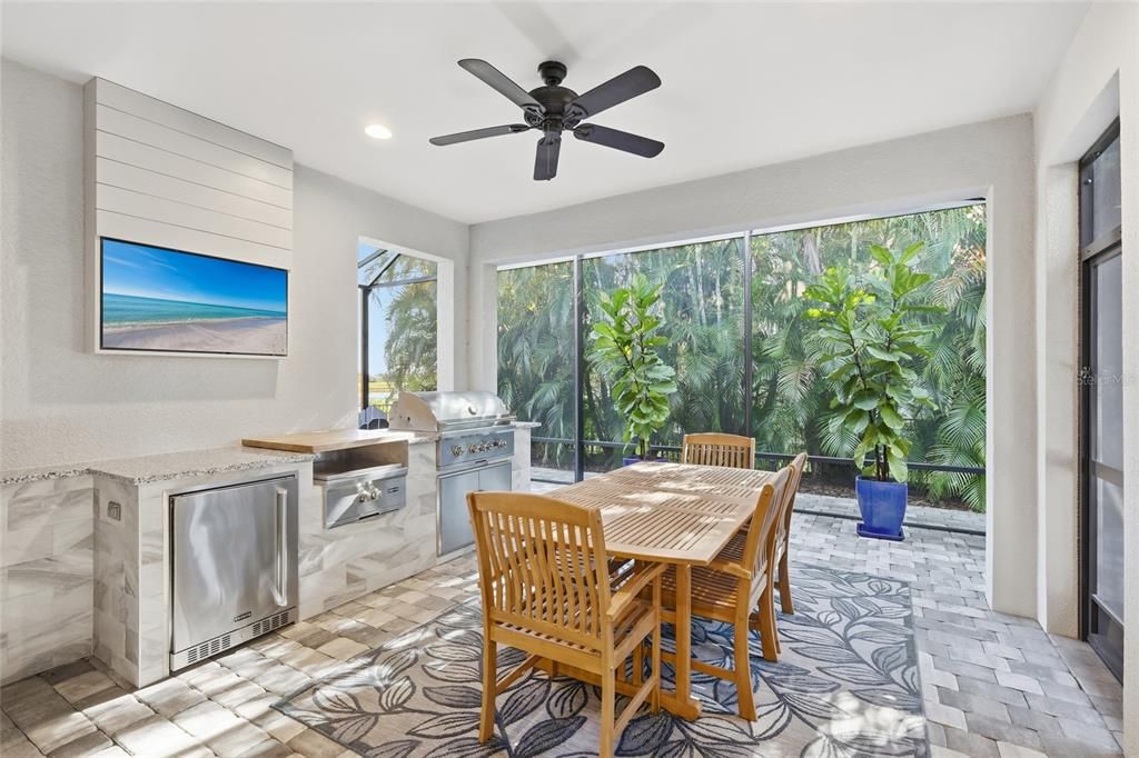 For Sale: $649,000 (3 beds, 3 baths, 2192 Square Feet)