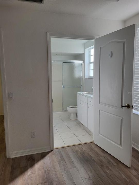 出租: $2,000 (2 贝兹, 2 浴室, 1148 平方英尺)