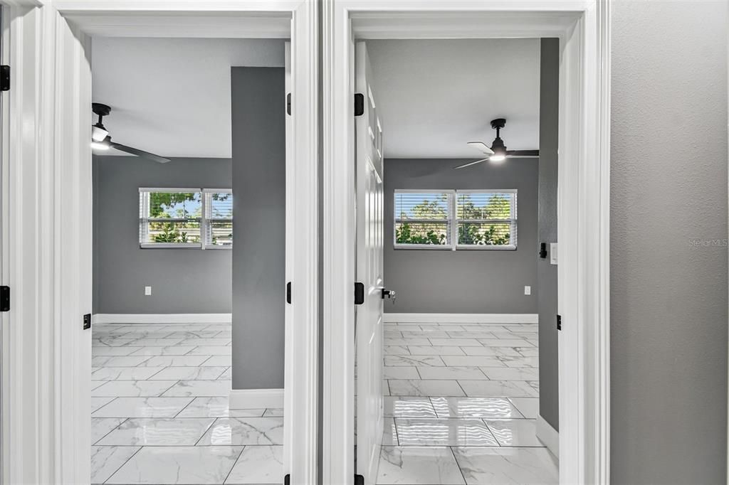 For Sale: $375,000 (3 beds, 2 baths, 1052 Square Feet)