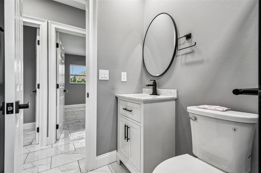 For Sale: $375,000 (3 beds, 2 baths, 1052 Square Feet)