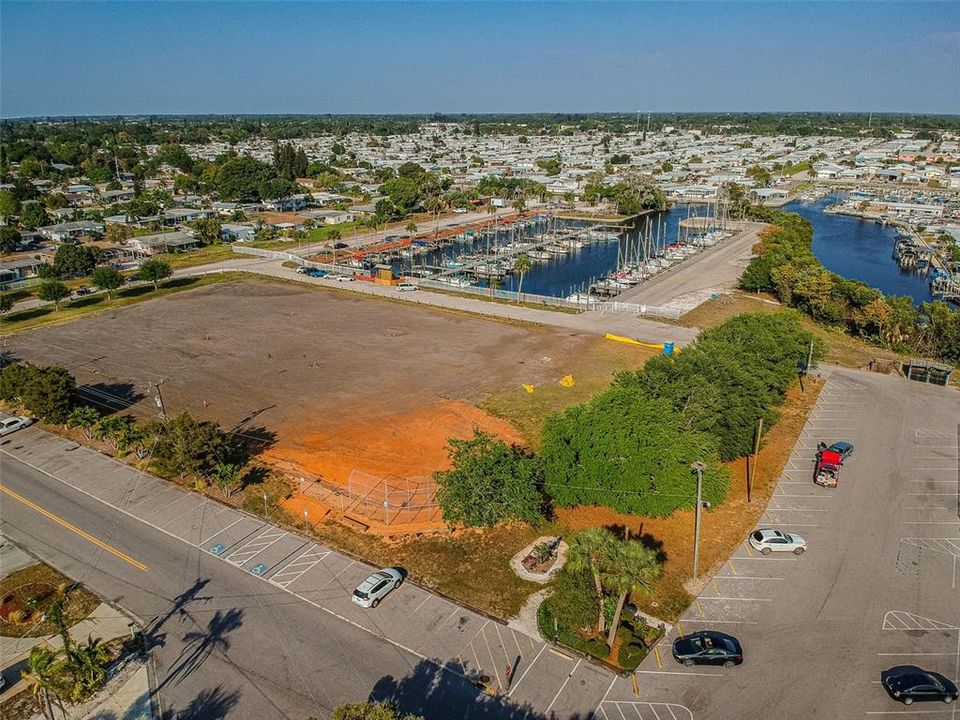 For Sale: $375,000 (3 beds, 2 baths, 1052 Square Feet)