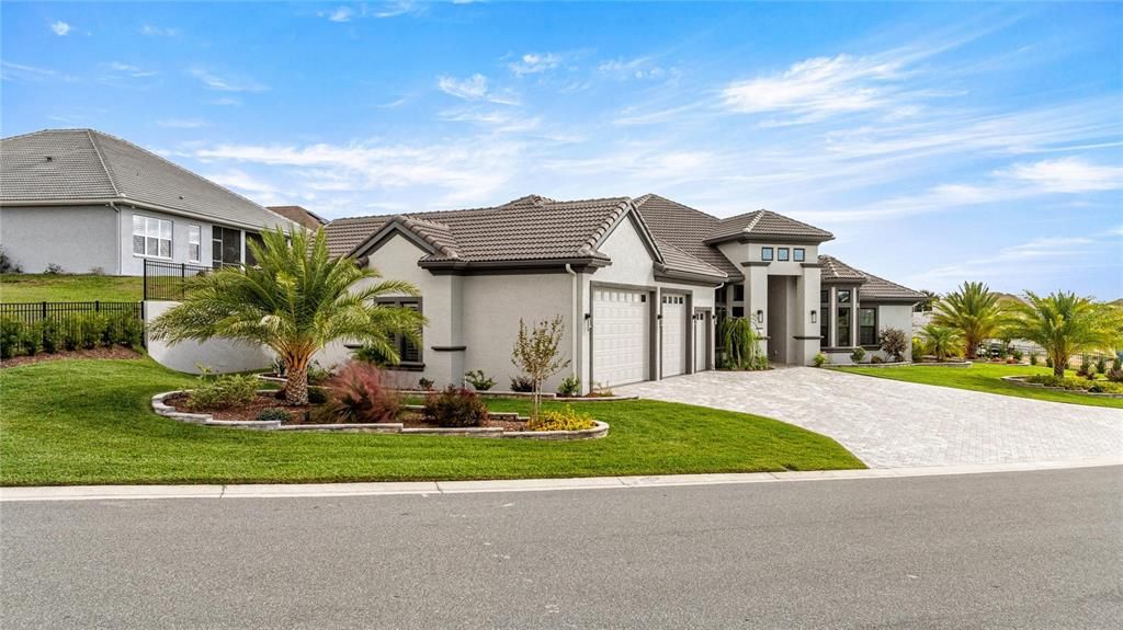 For Sale: $1,489,000 (4 beds, 3 baths, 3405 Square Feet)