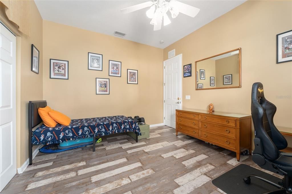 En Venta: $460,000 (3 camas, 2 baños, 2386 Pies cuadrados)