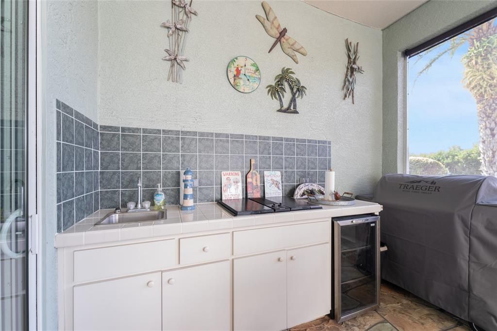 En Venta: $460,000 (3 camas, 2 baños, 2386 Pies cuadrados)