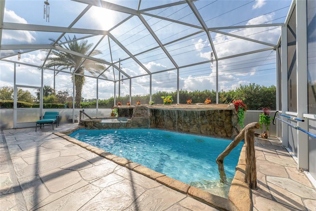 En Venta: $460,000 (3 camas, 2 baños, 2386 Pies cuadrados)