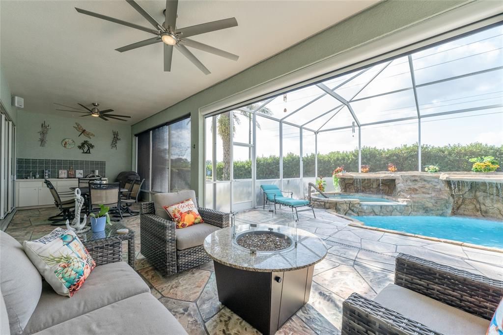 En Venta: $460,000 (3 camas, 2 baños, 2386 Pies cuadrados)