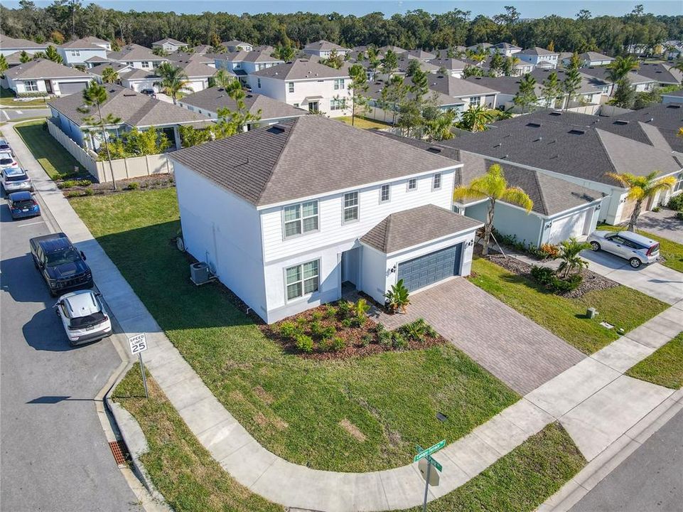 На продажу: $429,900 (4 спален, 2 ванн, 2395 Квадратных фут)