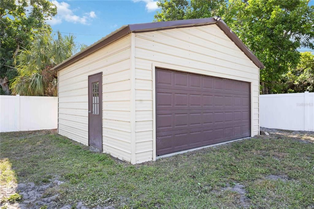 For Sale: $442,000 (3 beds, 1 baths, 1367 Square Feet)